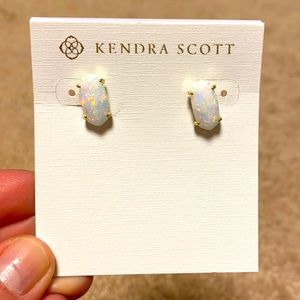 Kendra Scott NWT BETTY EARRING
